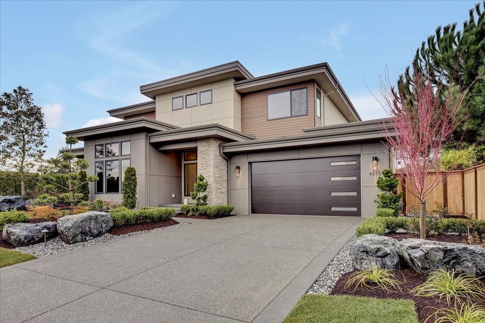 Photo #3 in the Exterior Photos gallery for the Rainier - Model Home home
