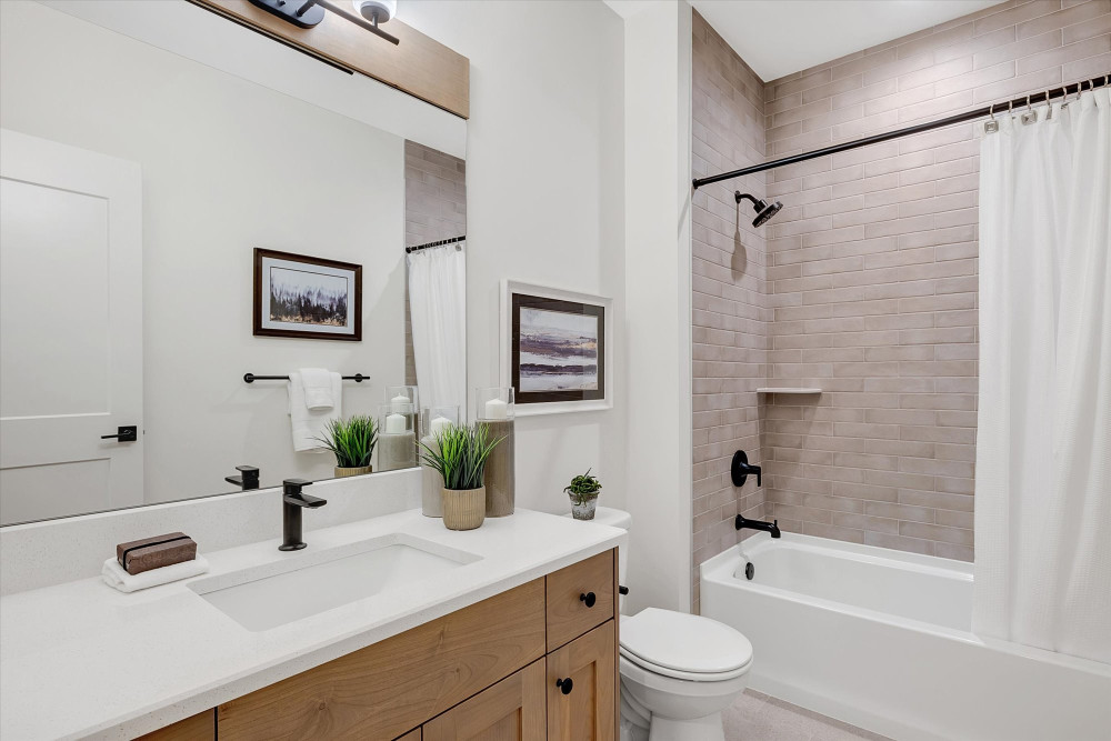 Photo #34 in the Interior Photos gallery for the Columbia - Lot 5 home