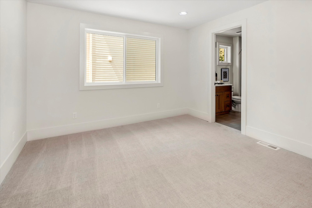 Photo #17 in the Interior Photos gallery for the Chateau - Model Home home
