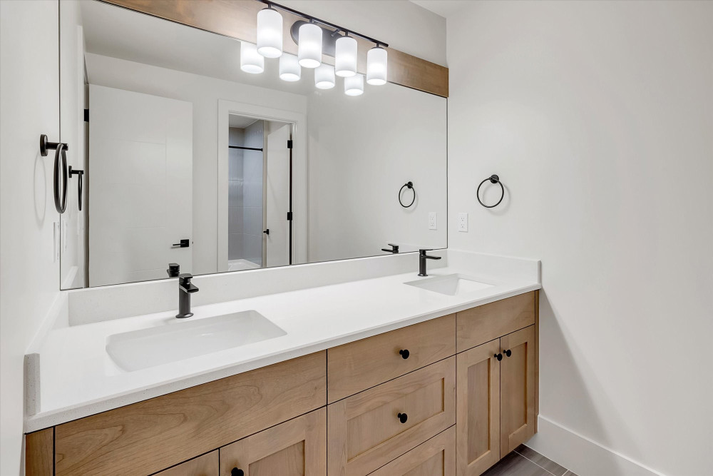 Photo #26 in the Interior Photos gallery for the Vineyard - Lot 2 home