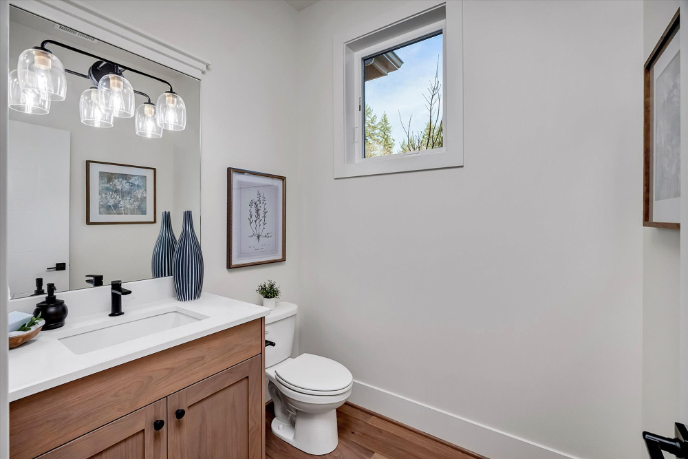 Photo #17 in the Interior Photos gallery for the Reserve I - Model Home home