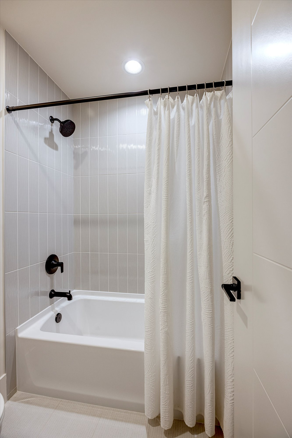 Photo #36 in the Interior Photos gallery for the Reserve I - Model Home home