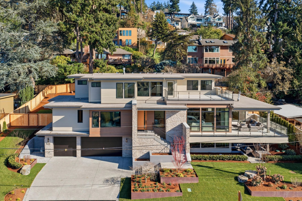 Photo #20 in the Exterior Photos gallery for the Westview - Model Home home