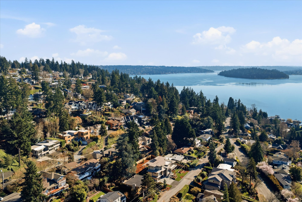 Photo #25 in the Exterior Photos gallery for the Westview - Model Home home