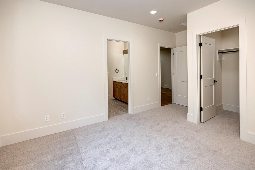 Photo #32 in the Interior Photos gallery for the Snoqualmie - Model Home home