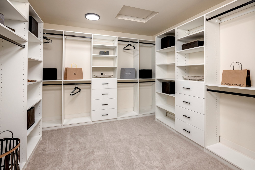 Photo #30 in the Interior Photos gallery for the Provence - Model Home home