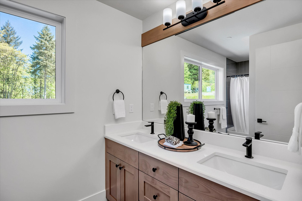 Photo #35 in the Interior Photos gallery for the Provence - Model Home home