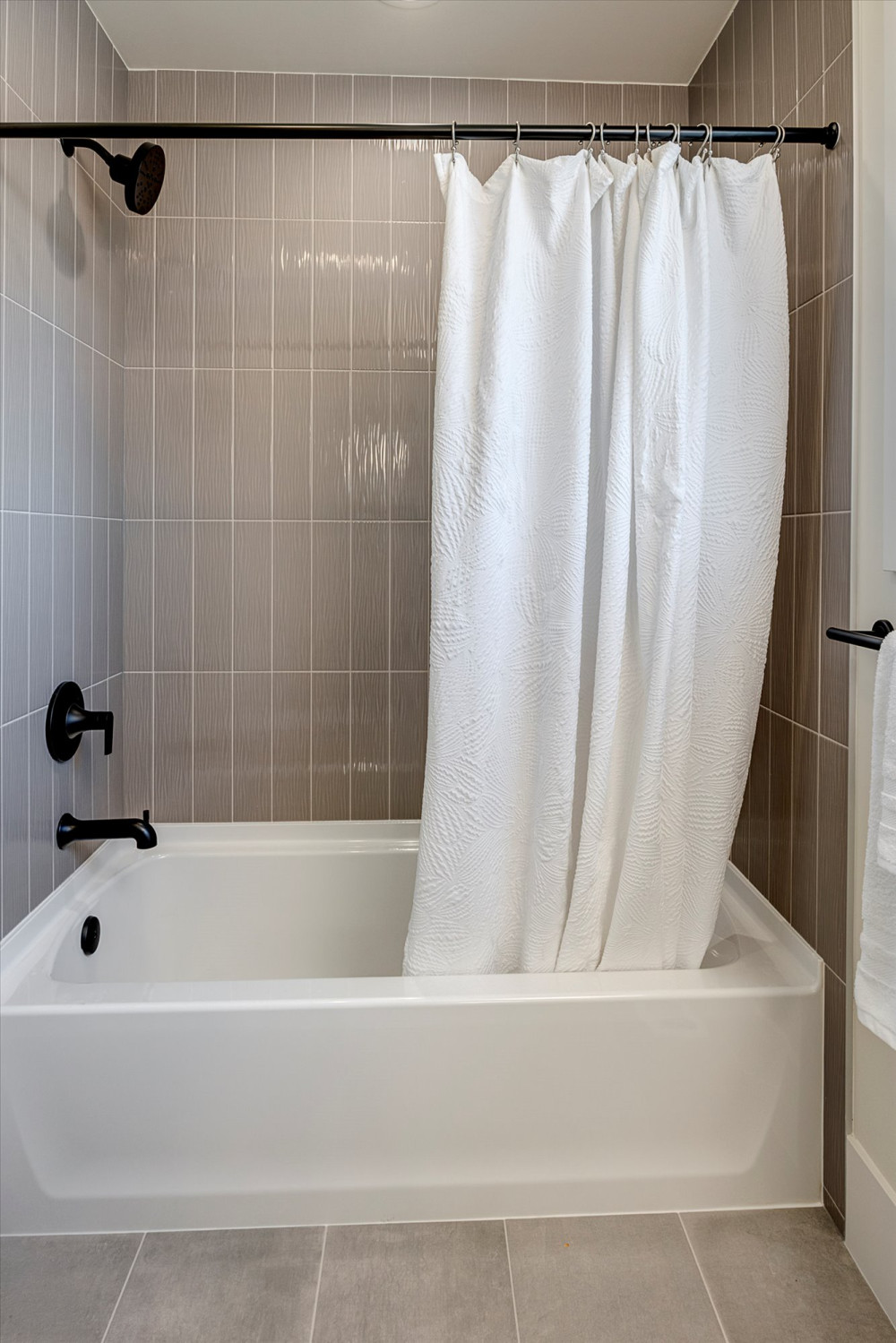 Photo #36 in the Interior Photos gallery for the Provence - Model Home home